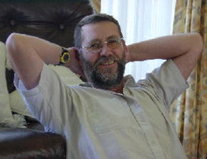 Rex, at ease after a day of exploring America